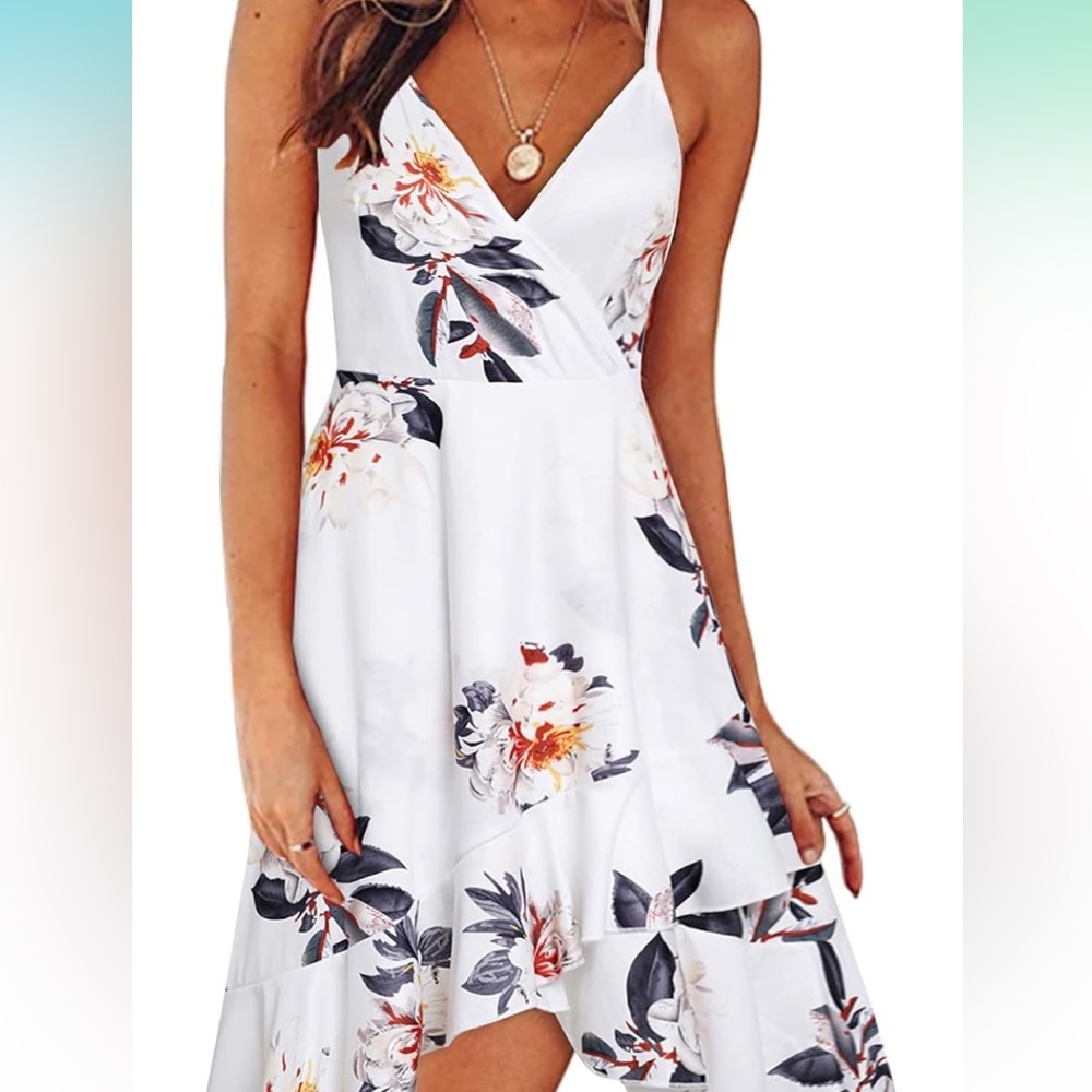 NWT Women’s Floral V Neck Ruffle Hem Flowy Sun Dress. Size Medium.